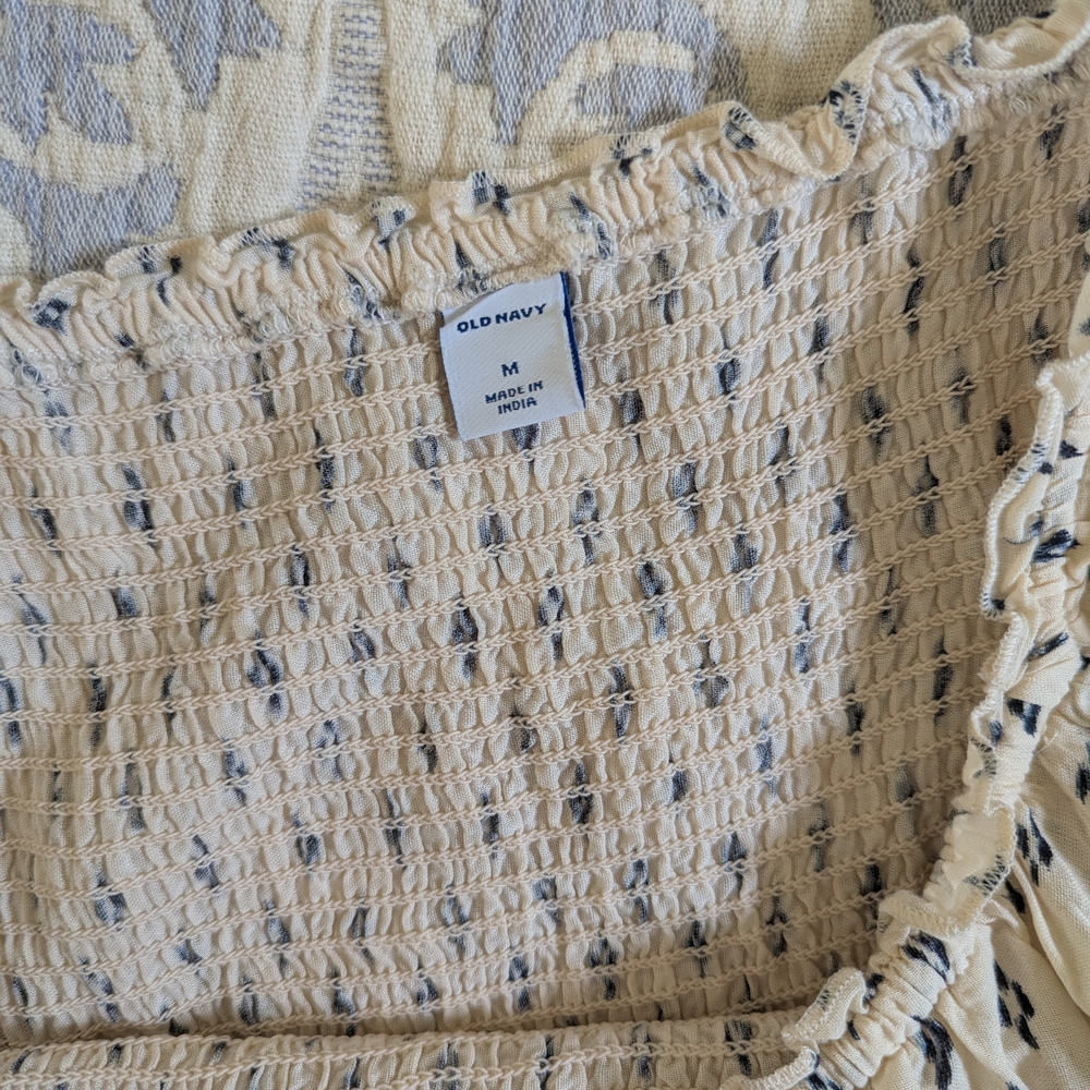 Old Navy Cream Maxi Dress - Picture 5 of 6